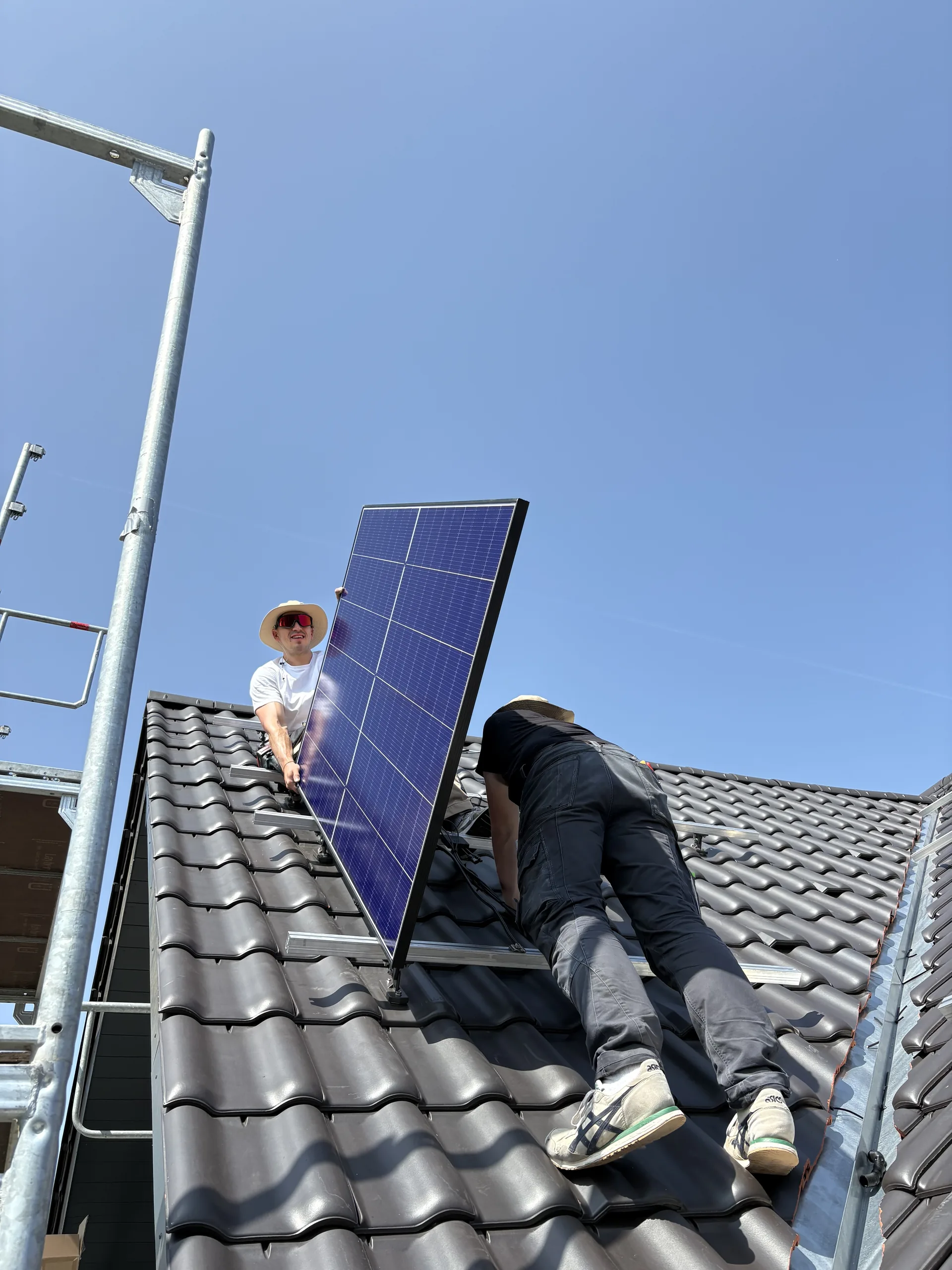 Photovoltaik Stuttgart - PV-Anlage auf Hausdach von Das ElektroWerk installiert