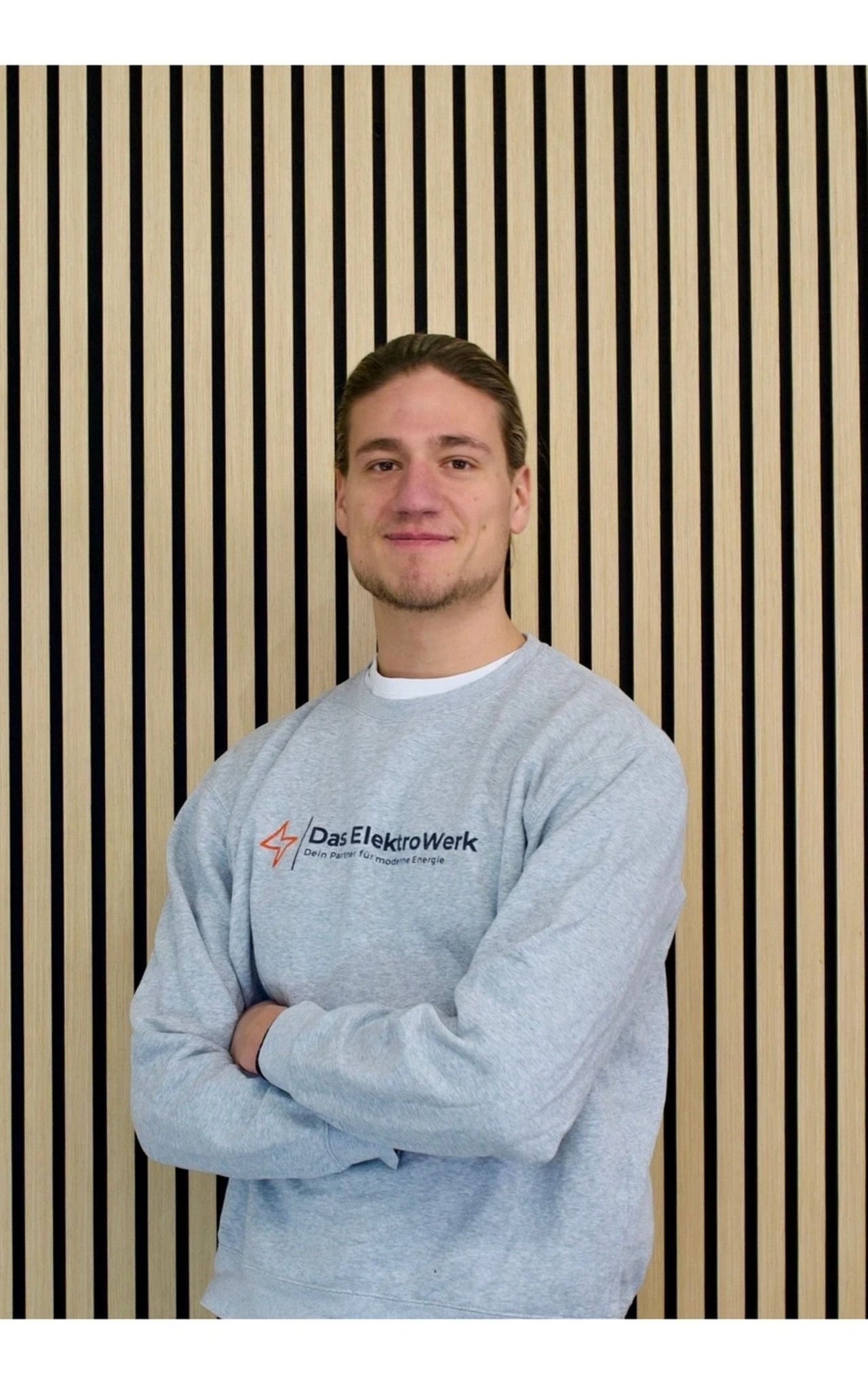 Portraitfoto von Dennis, Monteur